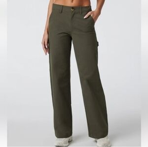 Vuori Getaway Carpenter Pant in Dark Oregano size M